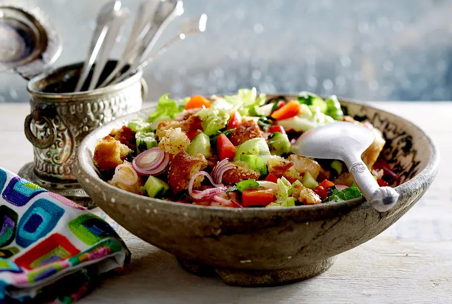 Fattouche Rezept Fattouche (Orientalischer Brotsalat) Rezept