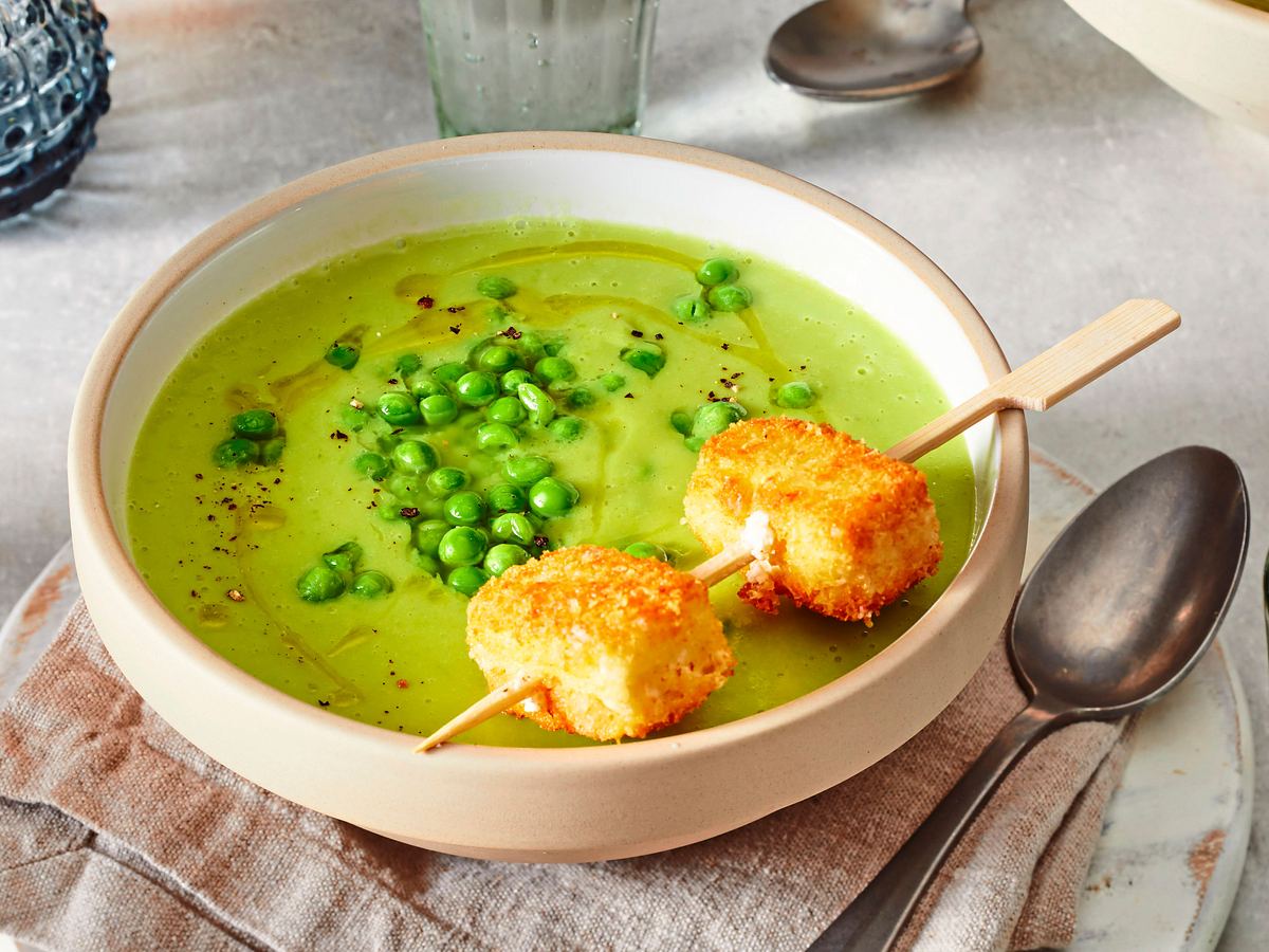 Feine Erbsensuppe mit Knusper-Feta Rezept