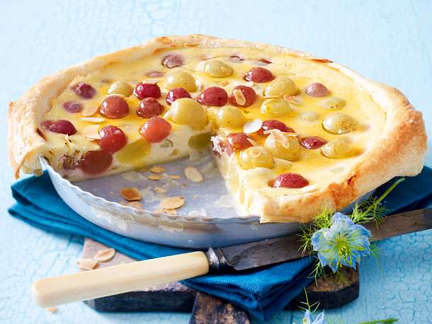 Feine Käse-Trauben-Tarte Rezept Feine Käse-Trauben-Tarte Rezept