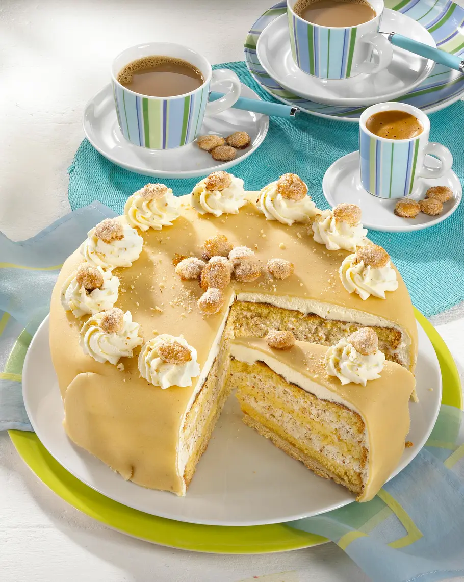 Feine Mandeltorte Rezept Feine Mandeltorte Rezept