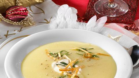 Feine Selleriecremesuppe Rezept - Foto: House of Food / Bauer Food Experts KG