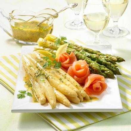 Feine Spargelplatte mit Lachsrose Rezept
