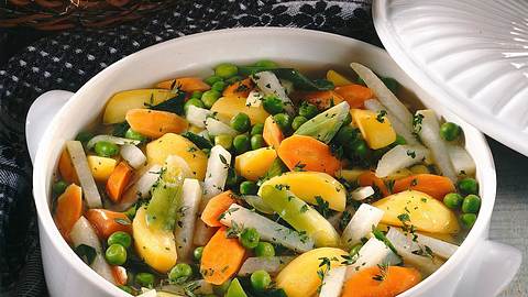 Feiner Frühlingseintopf Rezept - Foto: Först, Thomas