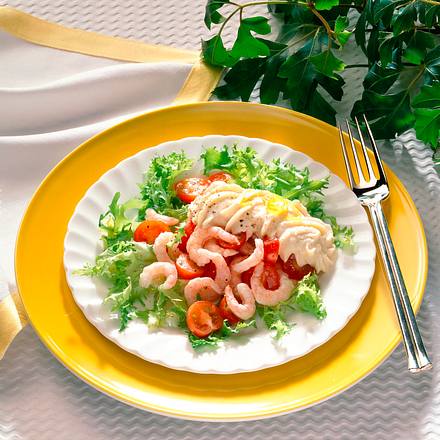 Feiner Salat mit Forellenschaum Rezept Feiner Salat mit Forellenschaum Rezept