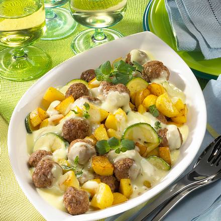 Feines Hackbällchenragout Rezept Feines Hackbällchenragout Rezept