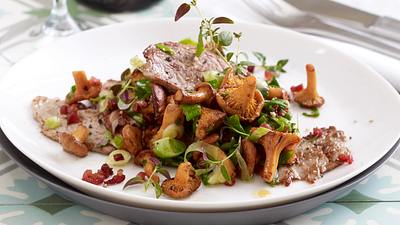 Feines Rinderfilet mit Pfifferlingen Rezept - Foto: House of Food / Bauer Food Experts KG