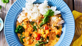 Feines Süßkartoffel-Curry Rezept - Foto: LECKER @ Bauer Media Group