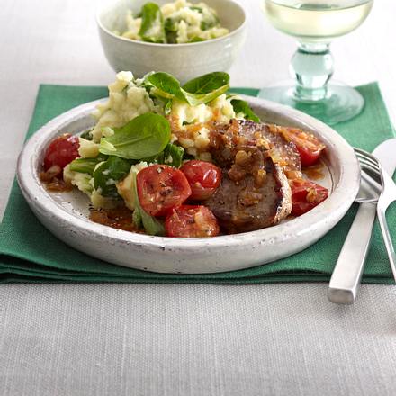 Feldsalat-Kartoffelstampf zu Medaillons Rezept Feldsalat-Kartoffelstampf zu Medaillons Rezept