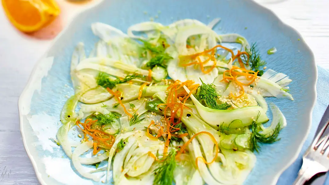 Fenchel-Carpaccio mit Zitrusbegleitung Rezept - Foto: LECKER @ Bauer Media Group Fenchel-Carpaccio mit Zitrusbegleitung Rezept - Foto: LECKER @ Bauer Media Group