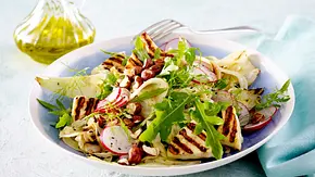 Fenchel-Radieschen Salat mit Halloumi Rezept - Foto: LECKER @ Bauer Media Group