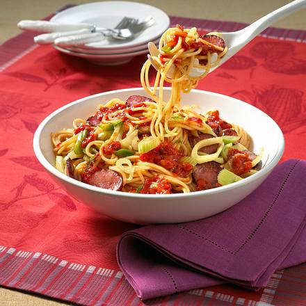 Fenchel-Spaghetti mit Tomatensoße Rezept Fenchel-Spaghetti mit Tomatensoße Rezept