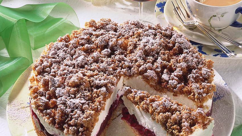 Festliche Kirsch-Tiramisu-Torte Rezept - Foto: House of Food / Bauer Food Experts KG