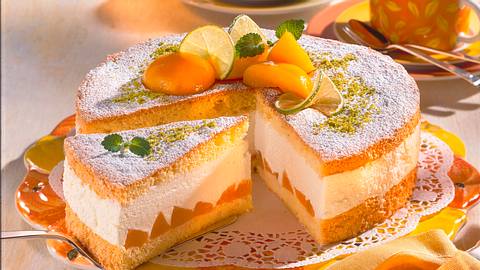 Festliche Pfirsich-Limetten-Torte Rezept - Foto: House of Food / Bauer Food Experts KG