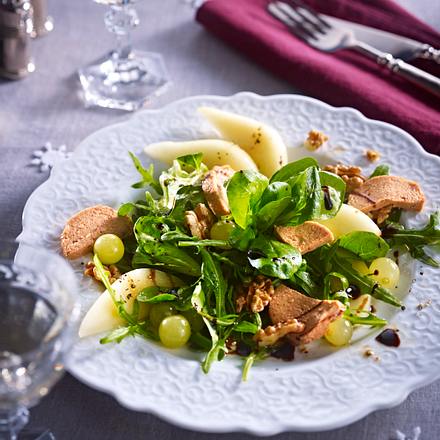 Festlicher Salat mit Gänseleber-Pâté Rezept Festlicher Salat mit Gänseleber-Pâté Rezept