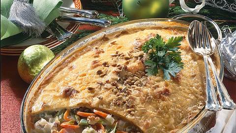 Festliches Gemüse im Kartoffelteig Rezept - Foto: House of Food / Bauer Food Experts KG