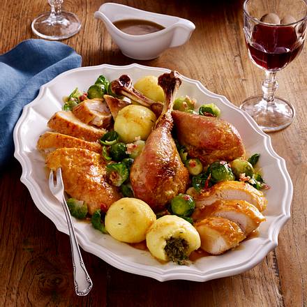 Festtagspute mit Speck-Rosenkohl und Kartoffeln Rezept