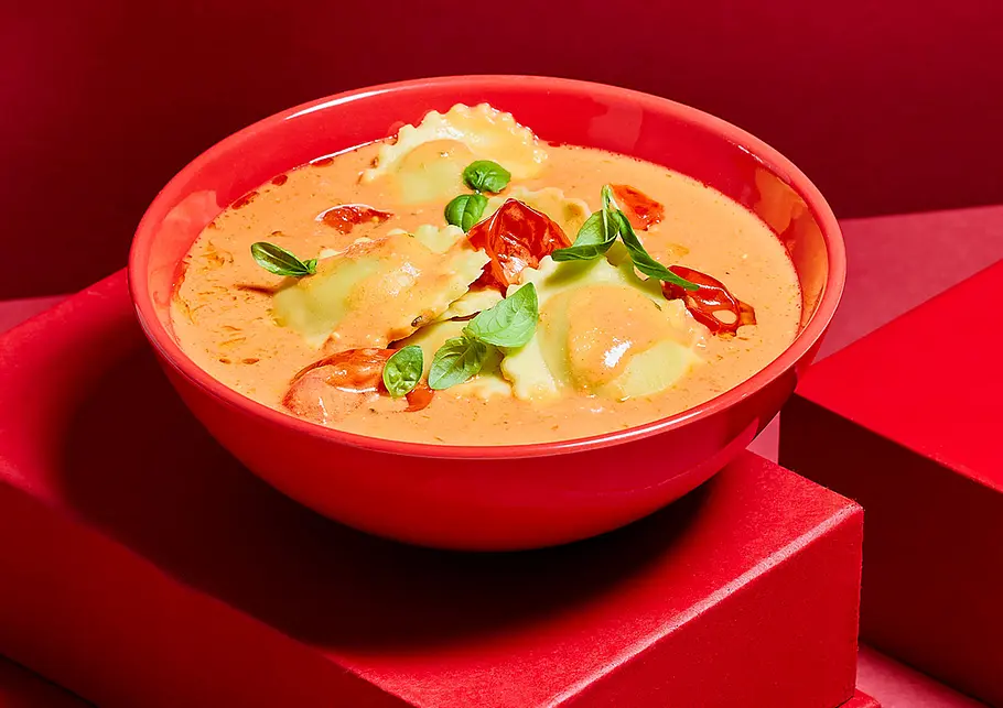 Feta-Ravioli-Suppe Rezept Feta-Ravioli-Suppe Rezept