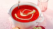 „Feuerwehr“-Suppe (mit Brot zum tunken) Rezept - Foto: House of Food / Bauer Food Experts KG
