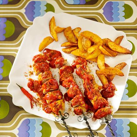 Feurige Currywurst mit Chili Rezept Feurige Currywurst mit Chili Rezept