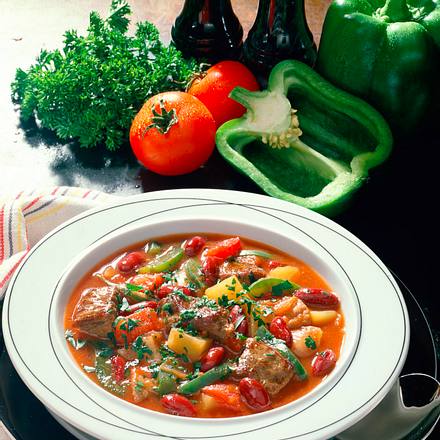 Feurige Gulaschsuppe Rezept