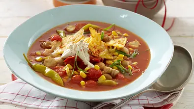 Feurige mexikanische Partysuppe mit Mais und Champignons Rezept - Foto: LECKER @ Bauer Media Group
