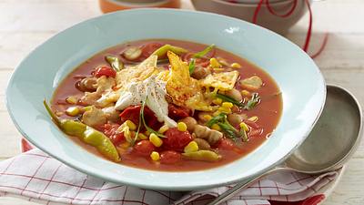 Feurige mexikanische Partysuppe mit Mais und Champignons Rezept - Foto: House of Food / Bauer Food Experts KG