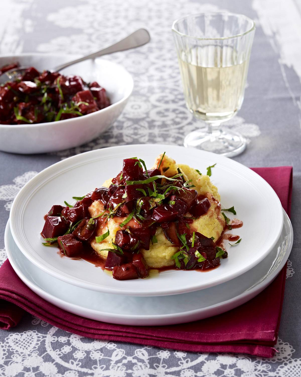 Feuriges Auberginen-Rote Bete-Ragout Rezept