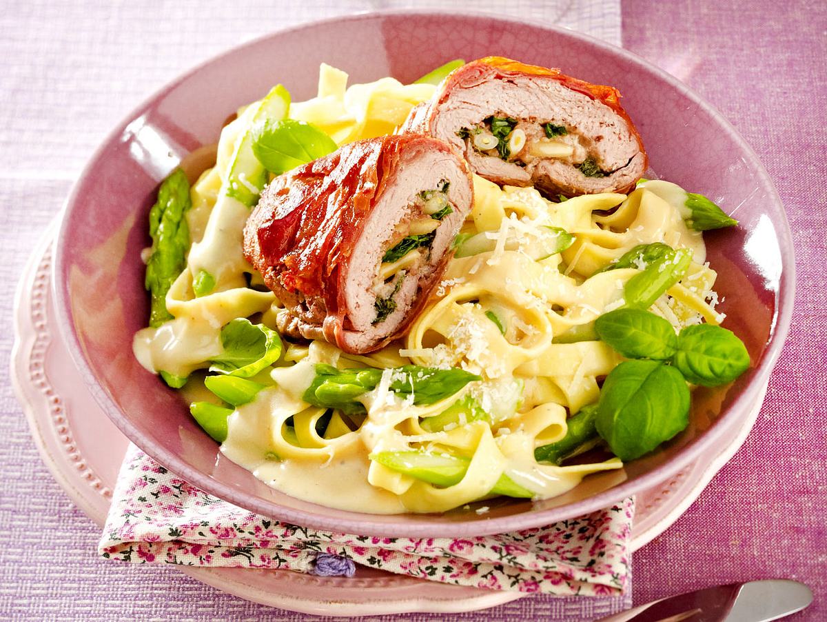 Filet-Saltimbocca im Parmamantel Rezept