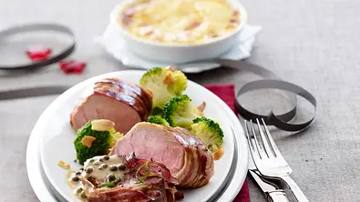 Filetplatte mit Cognac-Pfeffer-Soße Rezept - Foto: LECKER @ Bauer Media Group