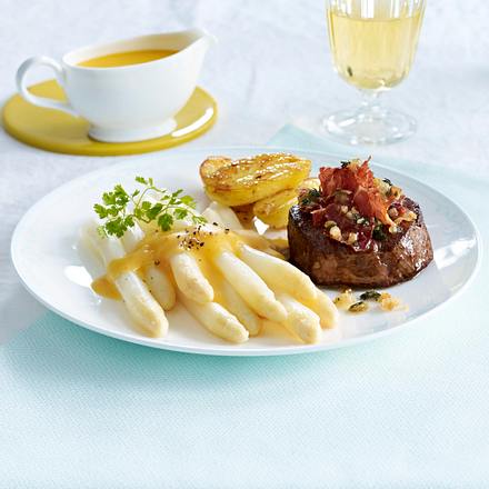 Filetsteak mit Spargel und Orangen-Hollandaise Rezept