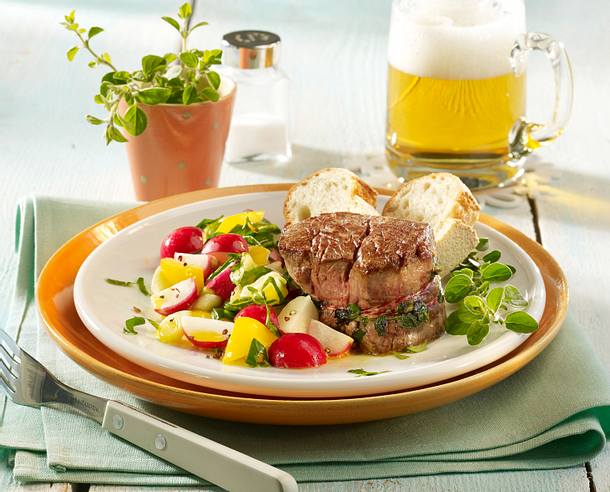 Filetsteaks zu Radieschengemüse Rezept Filetsteaks zu Radieschengemüse Rezept