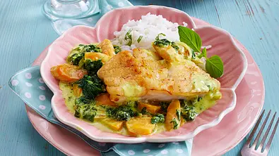 Fisch mit Curry-Soße Rezept - Foto: LECKER @ Bauer Media Group