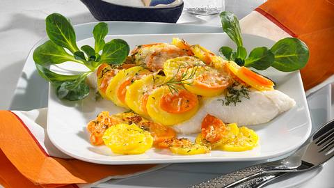 Fisch mit Möhren-Kartoffel-Haube Rezept - Foto: House of Food / Bauer Food Experts KG