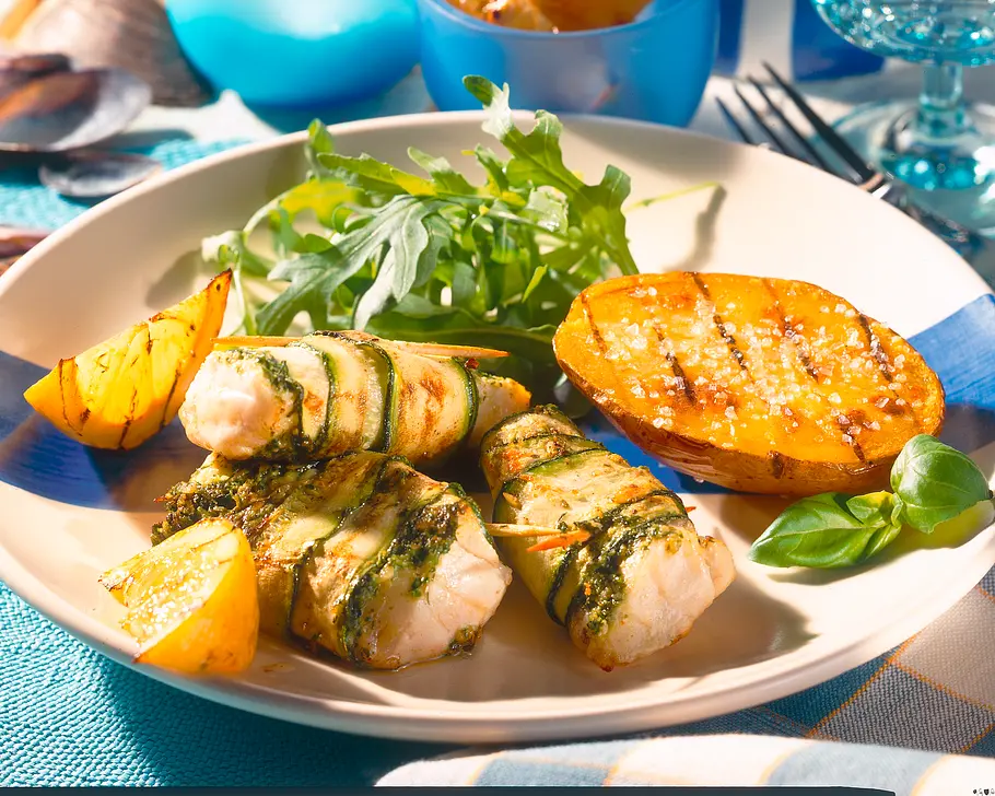 Fisch-Zucchini-Röllchen mit Pesto