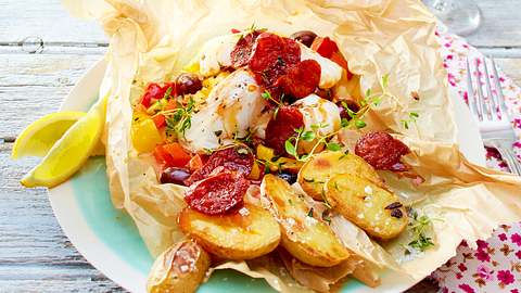 Fischbomben mit Chorizo & Thymiankartoffeln Rezept - Foto: House of Food / Bauer Food Experts KG