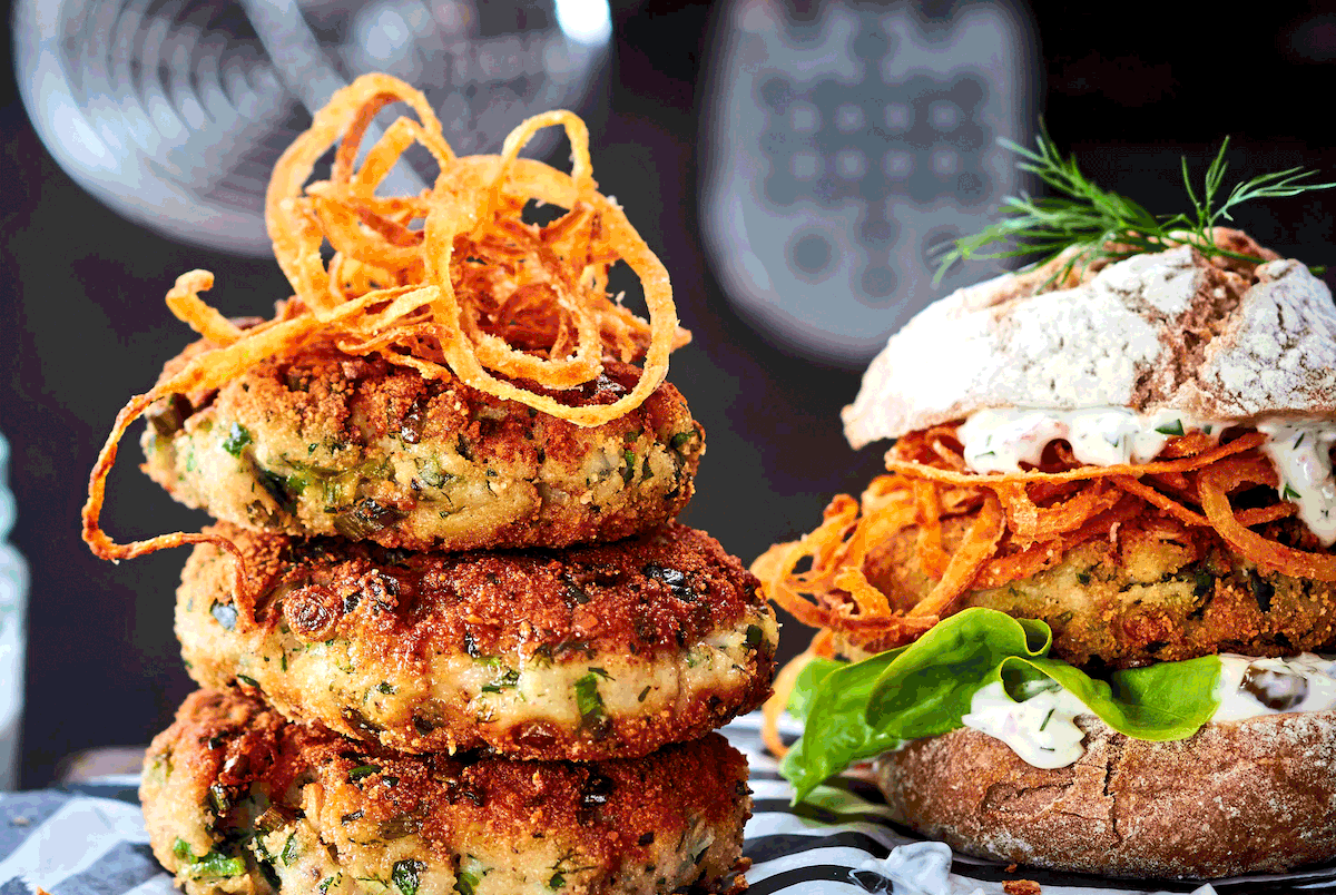 Fischbulette auf Roggenbrötchen Rezept