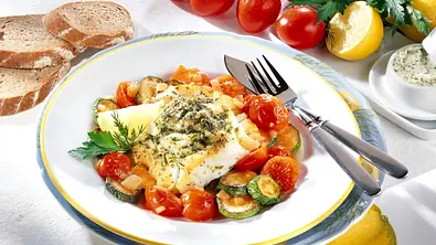 Fischfilet in Kräuterbutter Rezept - Foto: LECKER @ Bauer Media Group