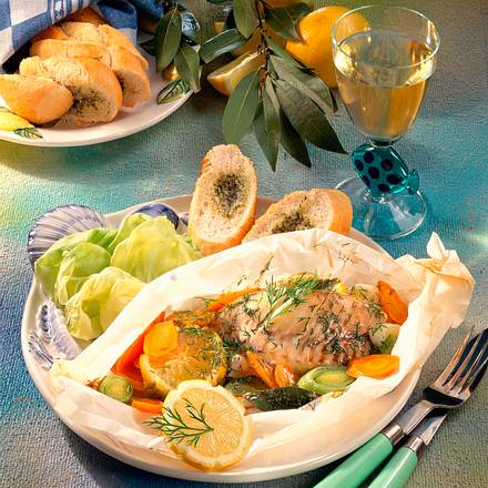Fischfilet in Pergamenthülle Rezept Fischfilet in Pergamenthülle Rezept