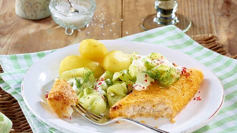 Fischfilet mit Gurkensalat und Pellkartoffeln Rezept - Foto: House of Food / Bauer Food Experts KG