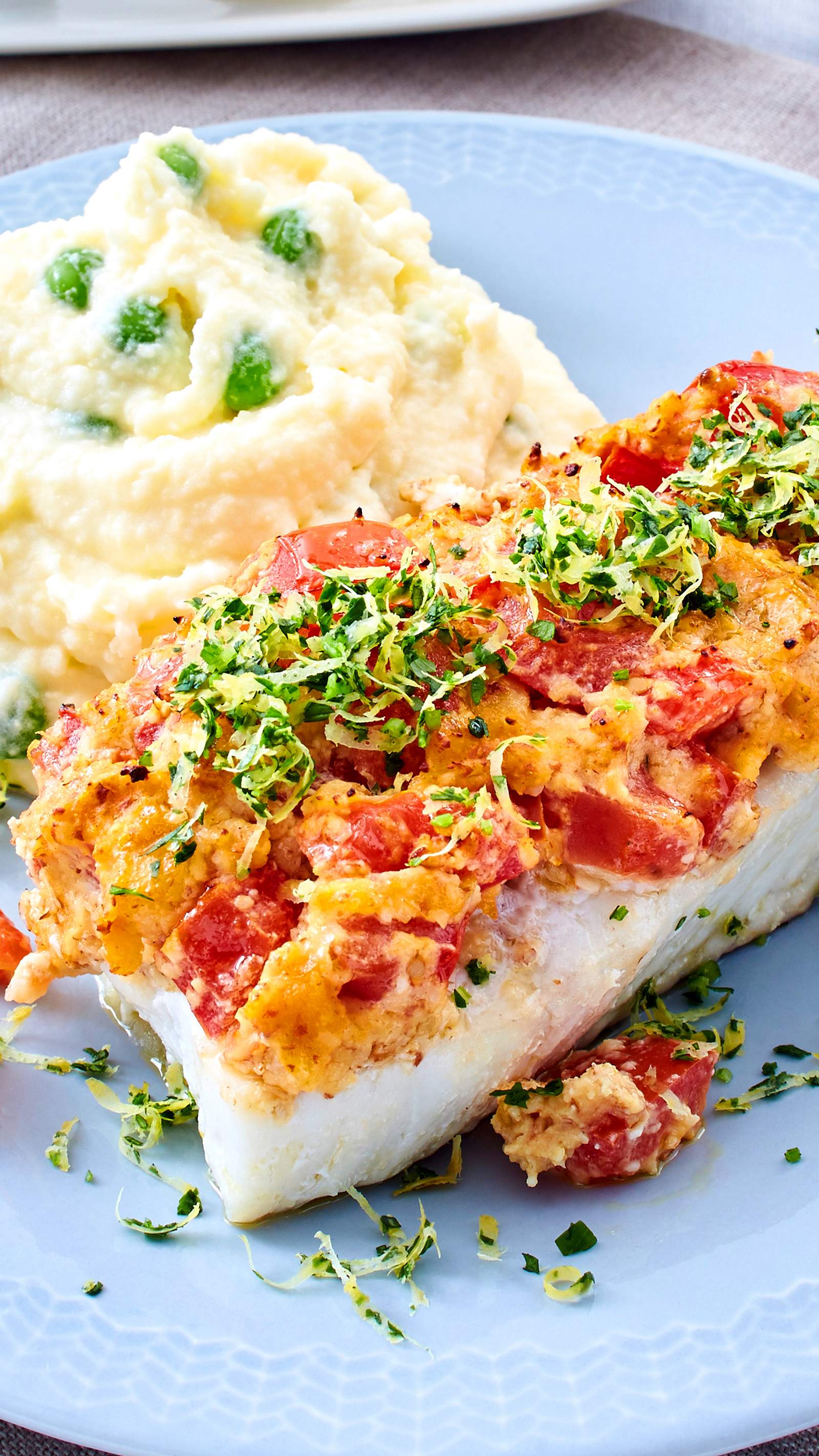 Fischfilet mit Tomatenkruste und Erbsen-Kartoffelpree Rezept
