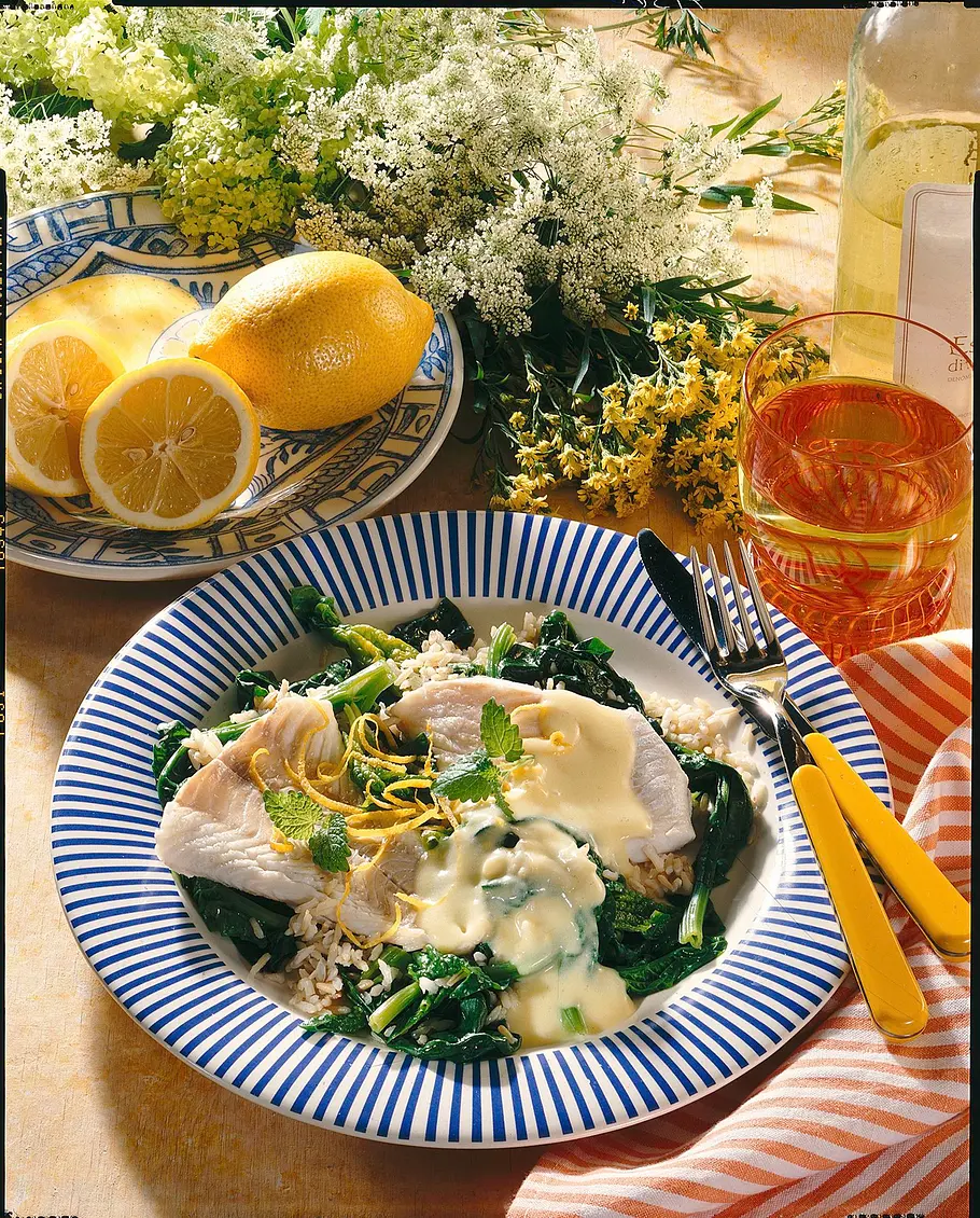 Fischfilet mit Zitronensoße Rezept Fischfilet mit Zitronensoße Rezept