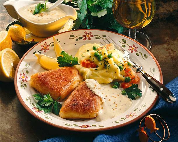 Fischfilets mit Kartoffelpüree und grobkörnigem Senf Rezept Fischfilets mit Kartoffelpüree und grobkörnigem Senf Rezept