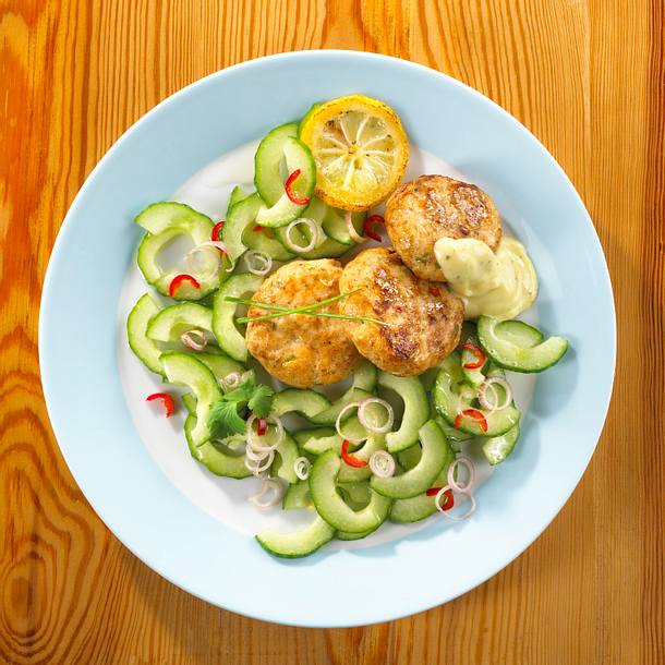 Fischfrikadellen auf asiatische Art Rezept Fischfrikadellen auf asiatische Art Rezept