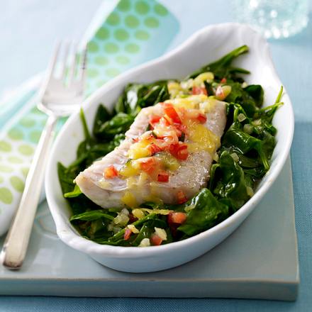 Fischgratin auf Spinatbett Rezept