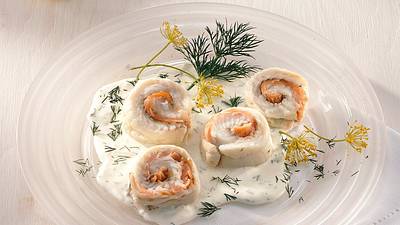 Fischröllchen mit Schmandsoße Rezept - Foto: Först, Thomas