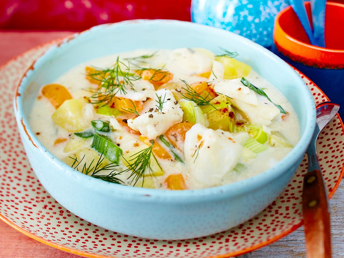 Fischsuppe mit Skrei und Gemüse Rezept