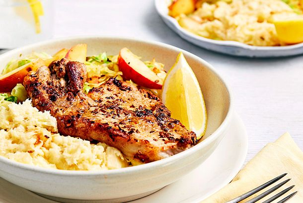Fixe Gewürz-Koteletts auf Pastinakenpüree Rezept Fixe Gewürz-Koteletts auf Pastinakenpüree Rezept