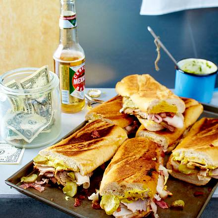 Fixe Schweinebratenpanini mit Orangensenf Rezept