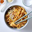 Fixe & feurige Sesam-Udon Rezept - Foto: House of Food / Bauer Food Experts KG