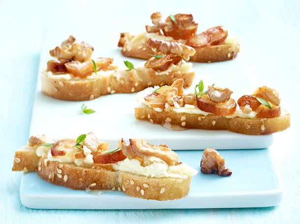Fladenbrot mit Feta und Datteln Rezept Fladenbrot mit Feta und Datteln Rezept